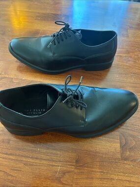 Perry Ellis Black Leather Lace-Up Oxfords